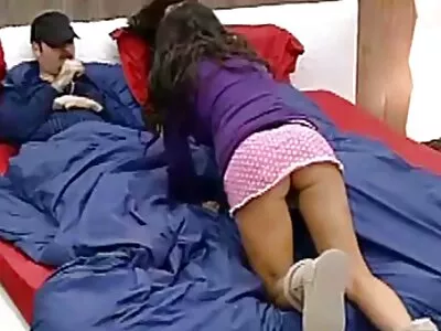 Хубава сестра sex i porno klipove от абанос играе с петел на пациента до оргазъм