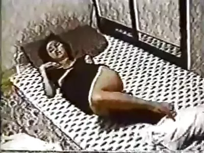 Русокосата пациентка има проблем porno kipove и лекарят я анализира, за да го реши