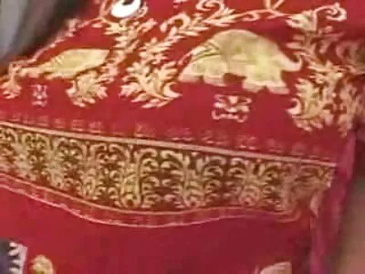 Ласи pormo klipove с хипнотизиращ поглед се чувства свободна да се държи мръсно с момчето