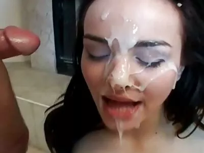 След като й скъса novi porno klipove панталоните, той имаше само едно нещо на ум