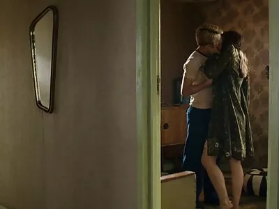 Чик novi porno klipove участва в филм XXX, който се оценява на камерата