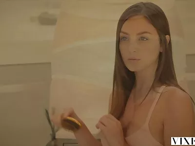 Момиче и любовник се наслаждават на анален секс на първото си среща porno seks klipove