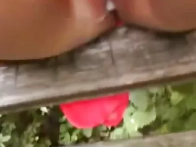Черният мъж чука две бели мацки balgarski porno klipove по тройка